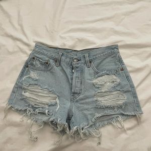Levi shorts